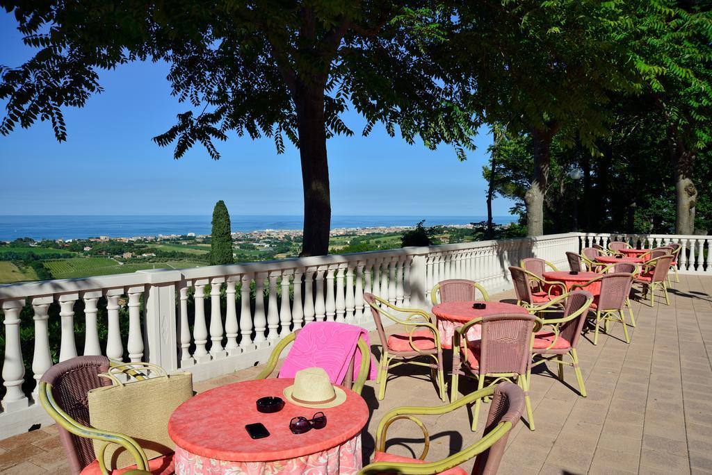 Hotel Bel Sit Senigallia Exterior foto