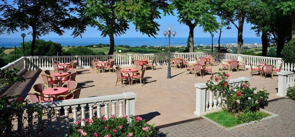 Hotel Bel Sit Senigallia Exterior foto