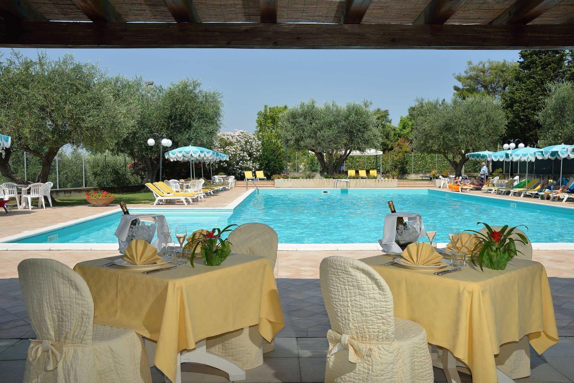 Hotel Bel Sit Senigallia Exterior foto