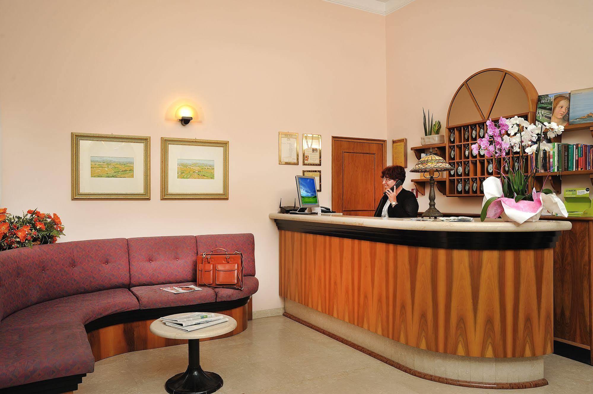 Hotel Bel Sit Senigallia Exterior foto